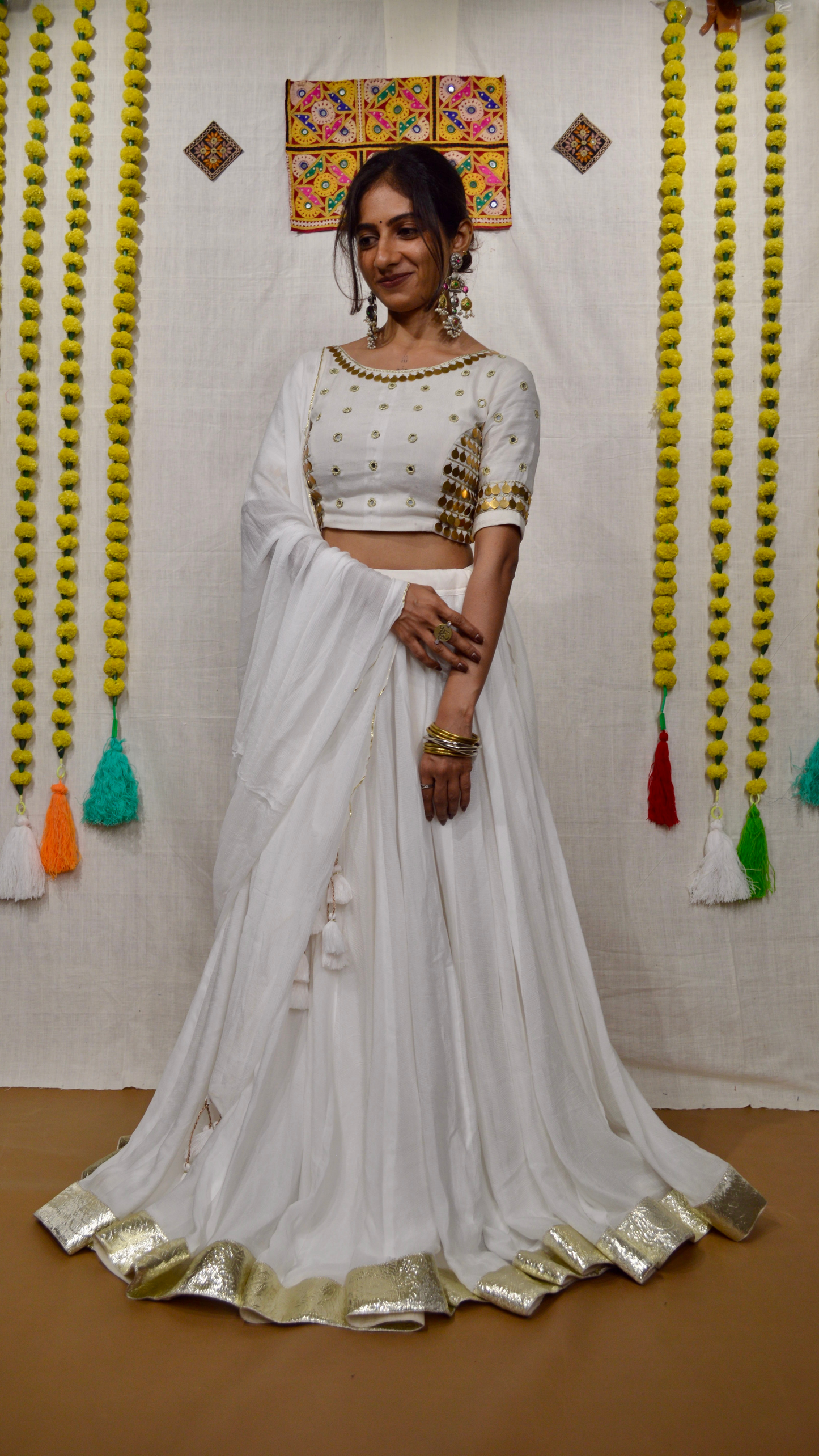 Swarna Shvet Choli Set