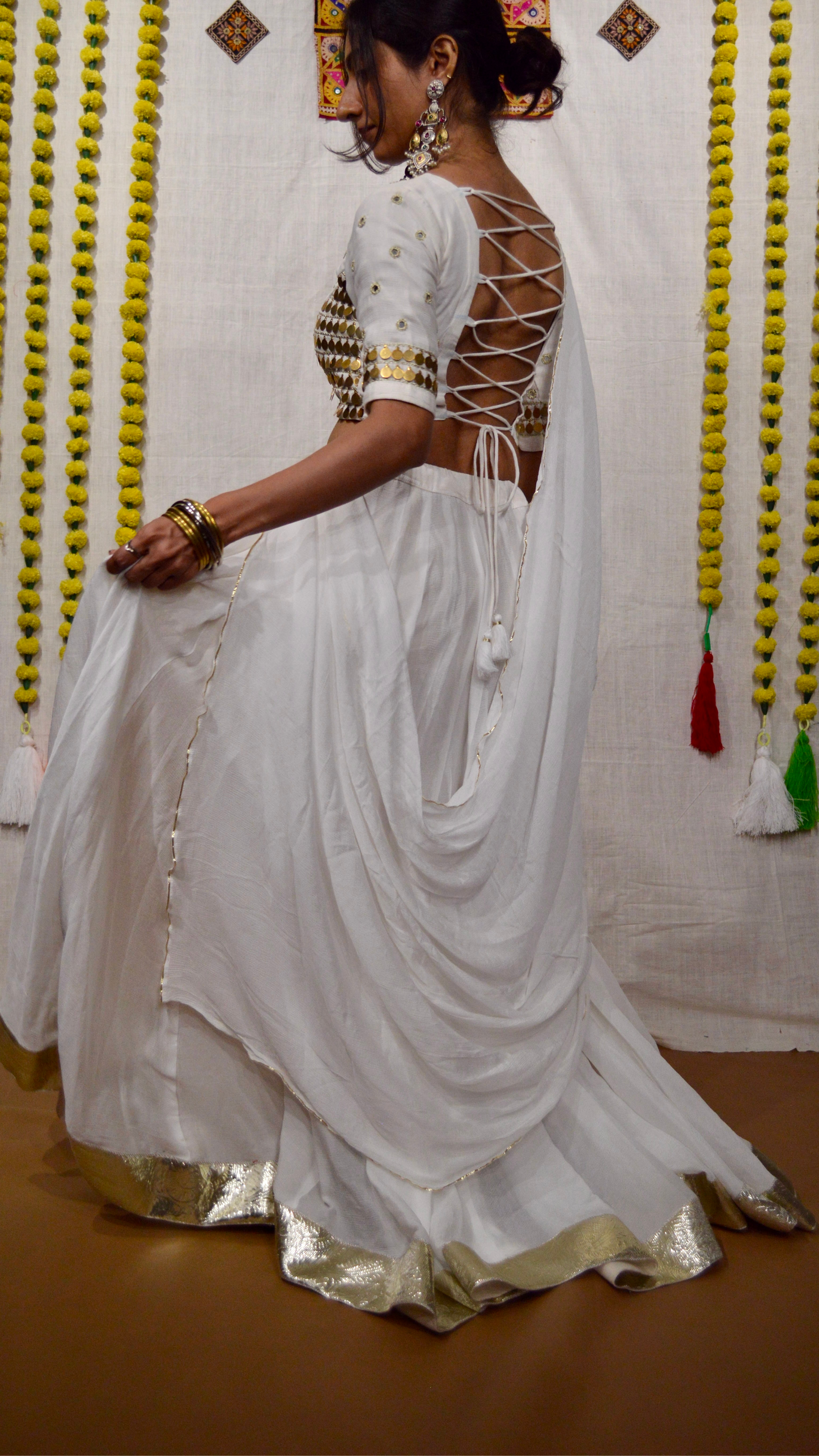 Swarna Shvet Choli Set