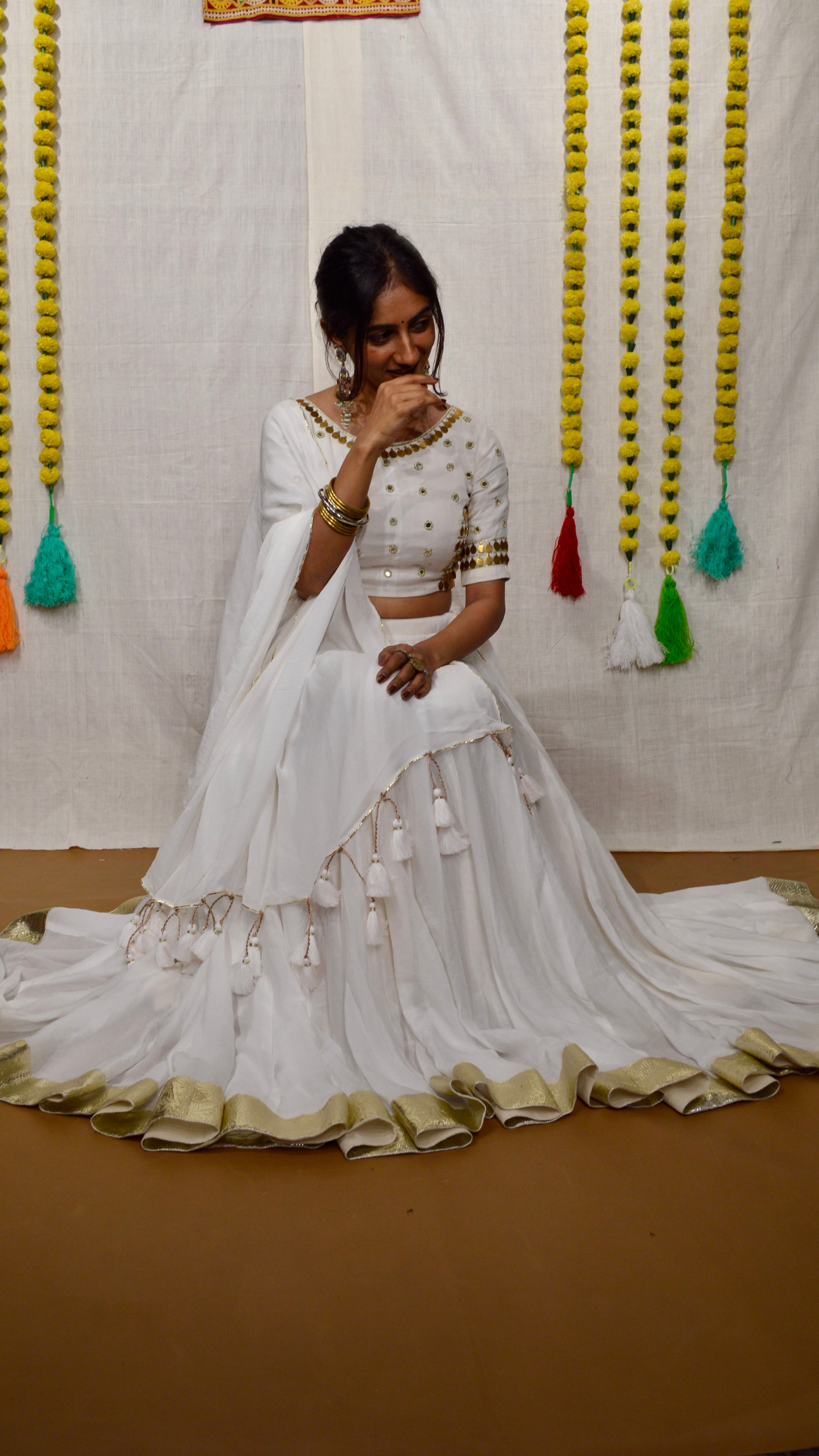Swarna Shvet Choli Set