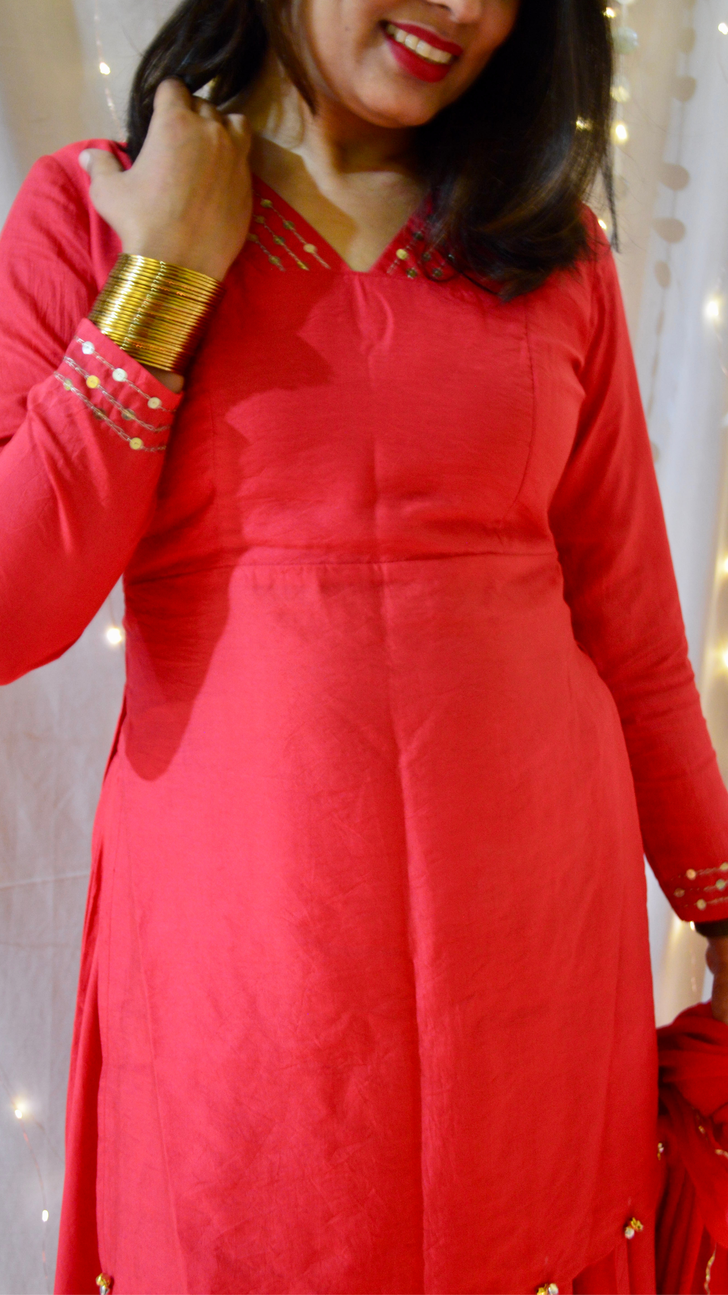 The chaaya Red kurta Lehenga set