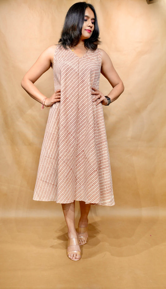 Sandstone Stripe Anti-Fit Circular Dress