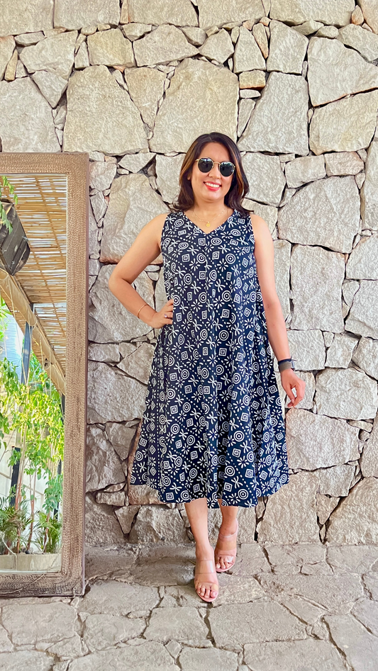 Printsy Monochrome Circular Dress