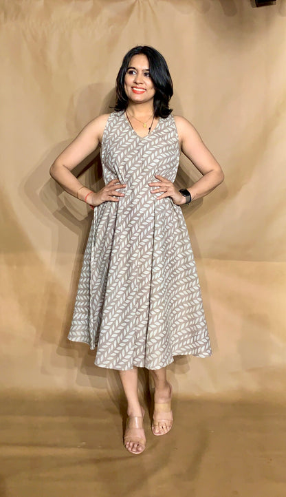 The Pebble Leaf Circular Dress