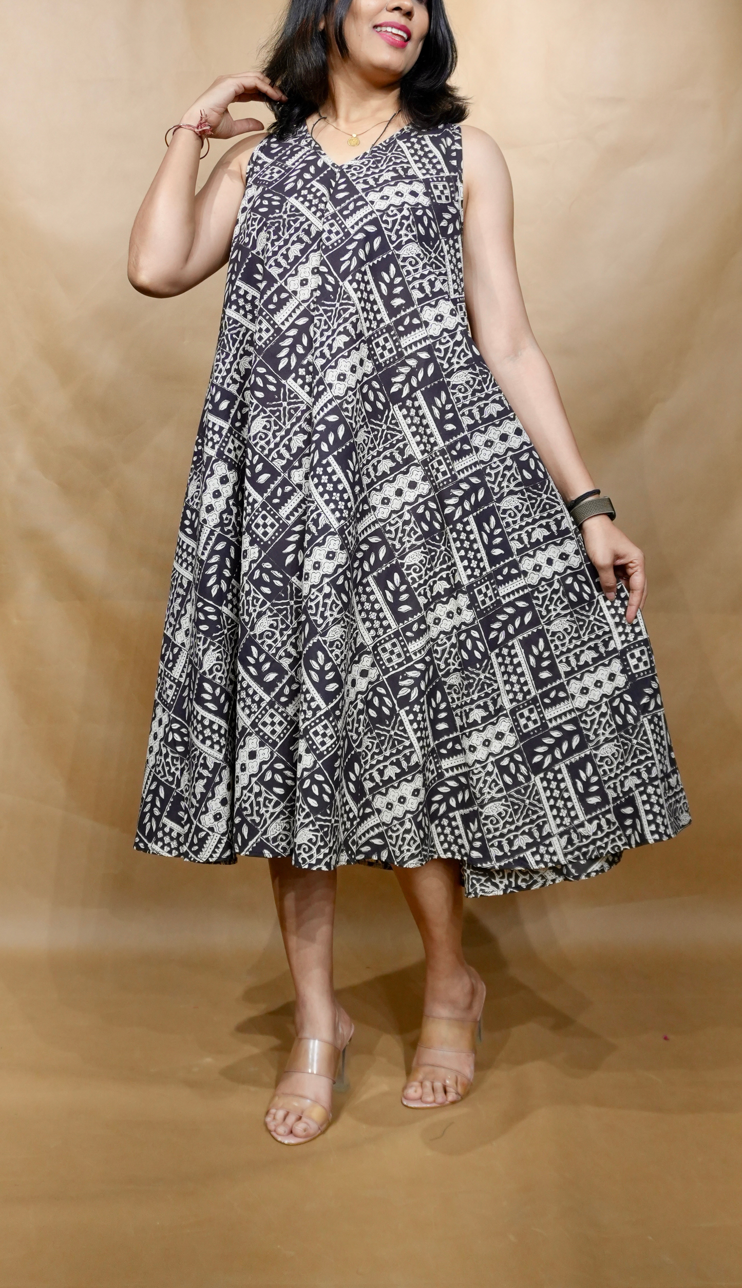 Nocturne Mosaic Anti-Fit Circular Dress