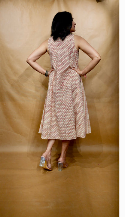 Sandstone Stripe Anti-Fit Circular Dress