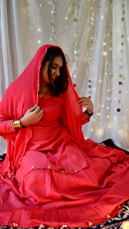The chaaya Red kurta Lehenga set