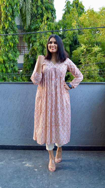 Peach Mul Printed Kurta