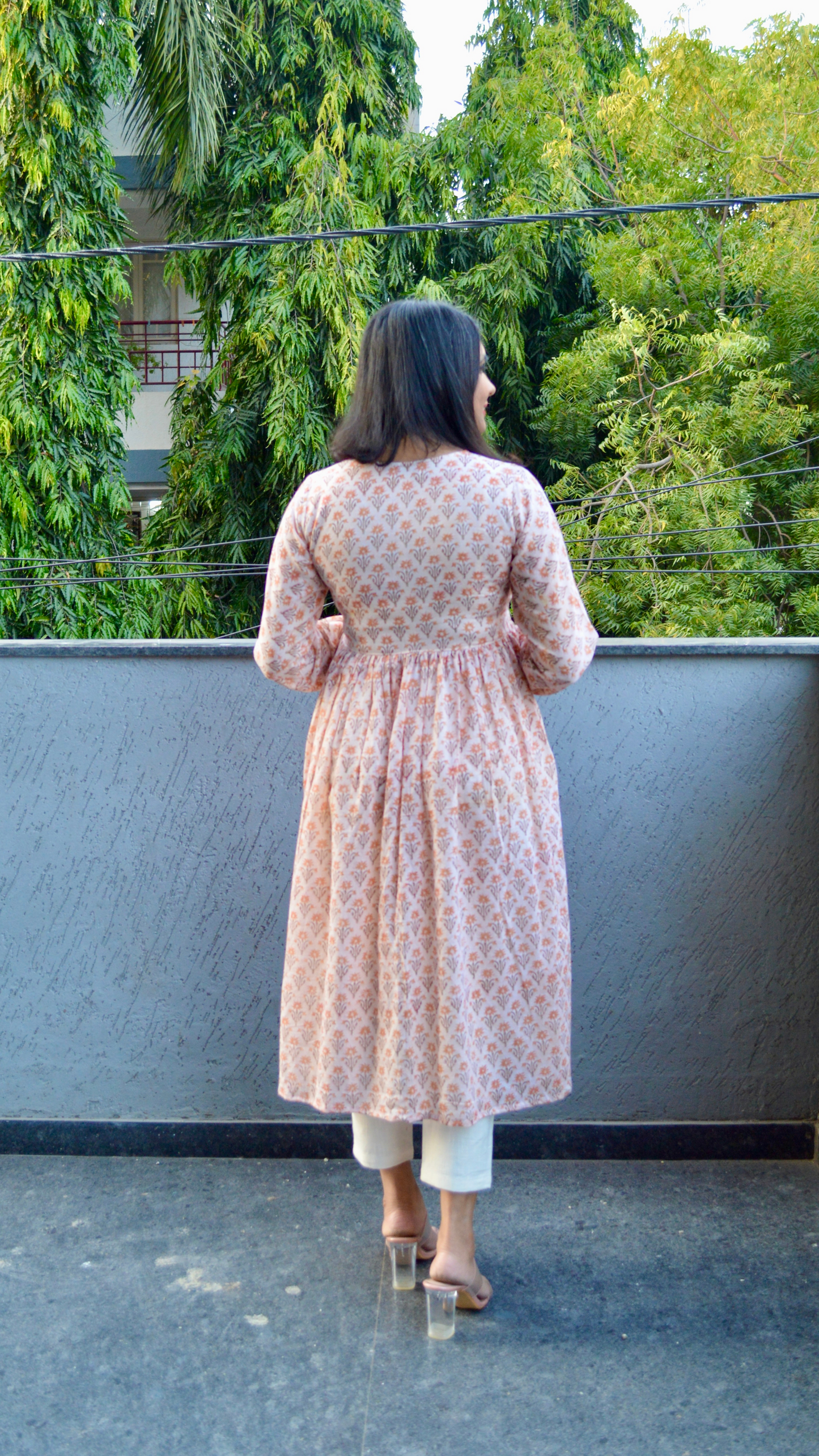 Peach Mul Printed Kurta