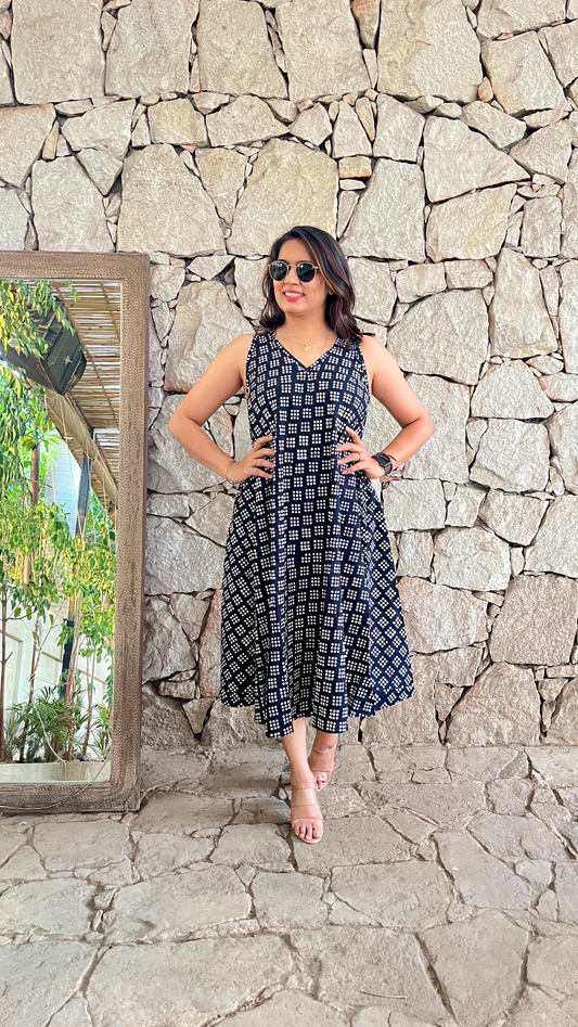 Checkmate Monchrome Circular Dress